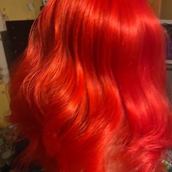 Red lace front body wave human hair - Picture 4 of 4